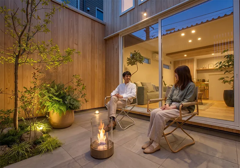 nui patio 内観実例 リビング・ダイニング シンプルで上質な空間
