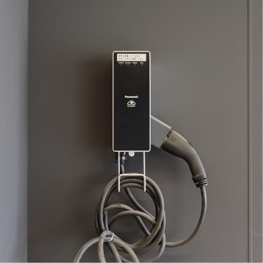 長岡市緑町モデルハウスのEV充電器